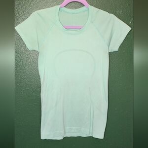 Lululemon Athletica Mint Green Short Sleeve Top